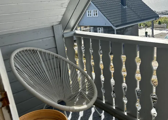 Sveggvika Atlantic Chalet Sveggen