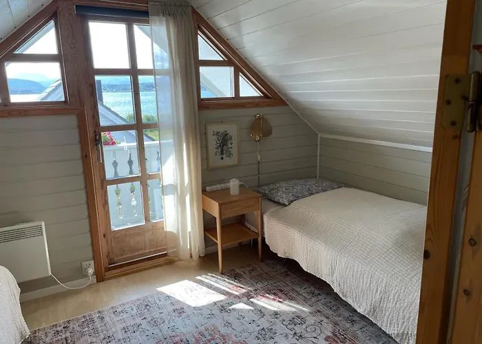 Sveggvika Atlantic Chalet *